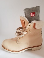Chaussettes chauffantes dans chaussures 1