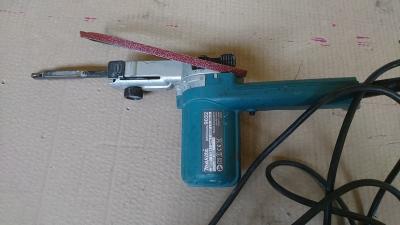 Lime electrique makita 9mm