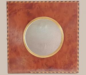 Le morceau de marqueterie manquant