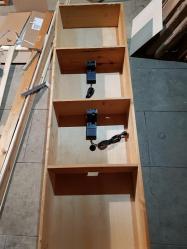 Fixation des multiprises sur le fond du meuble