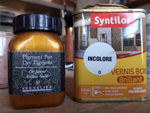 Les produits utilisés pour faire les dorures