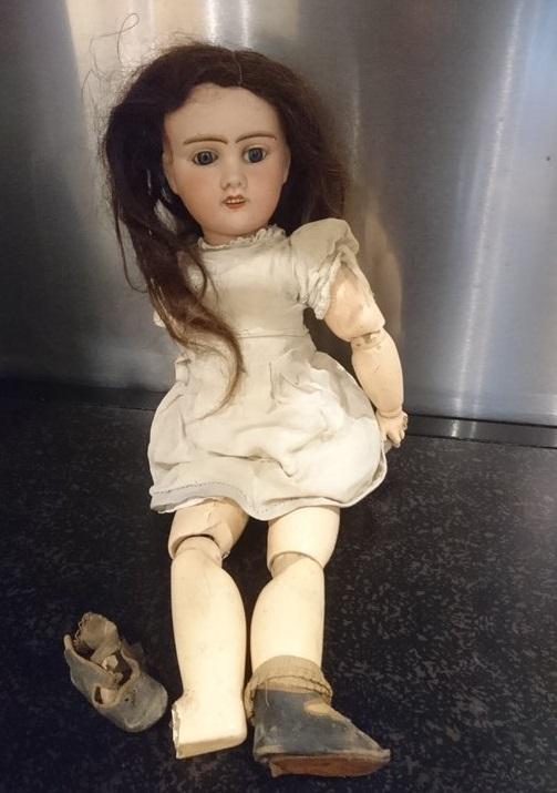 Poupee