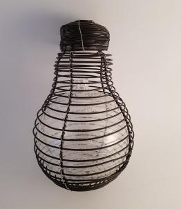 Ampoule et soquet attachés l'un à l'autre